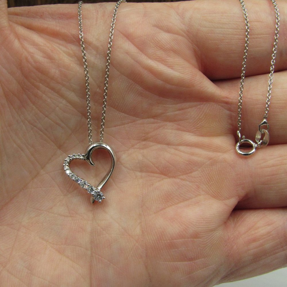 18" Sterling Cubic Zirconia Diamond Heart Necklace - Picture 2 of 6